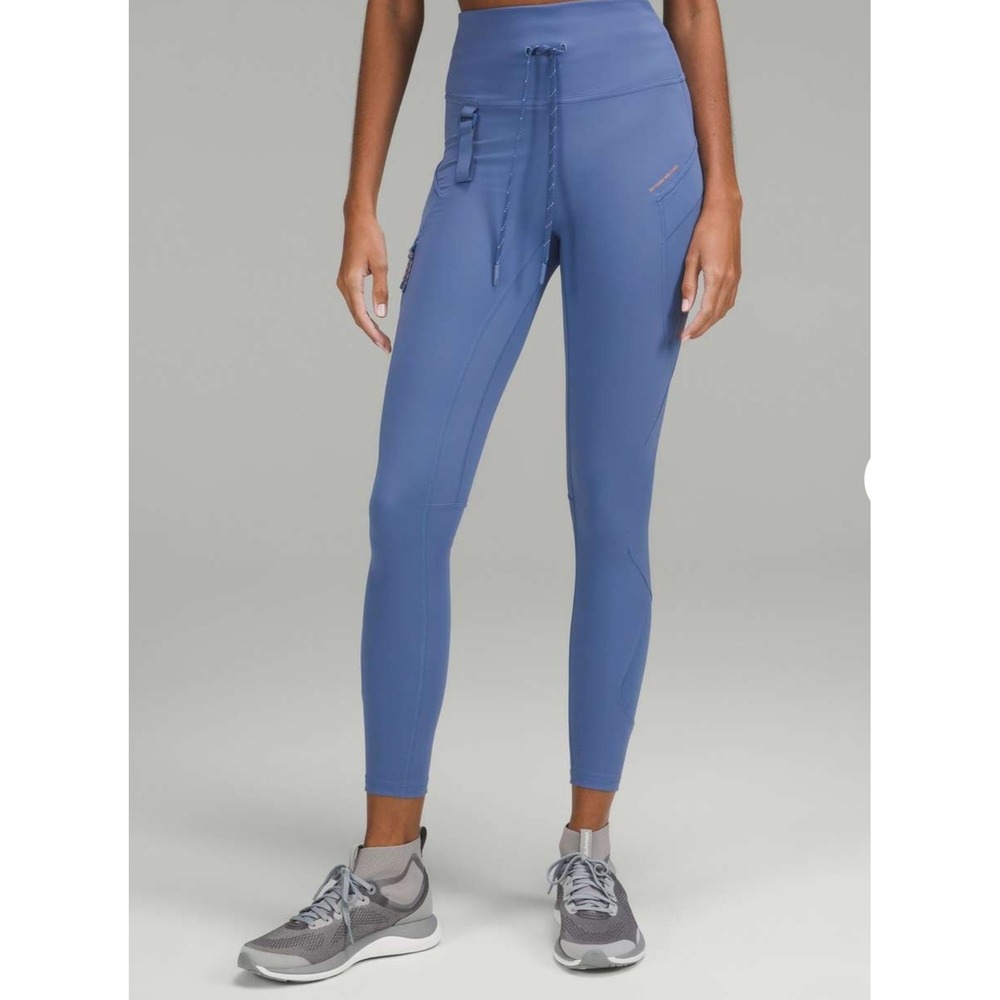 Lululemon Hiking 4 Pants Cargo Super-High-Rise Tights Leggings Blue Pockets 25"